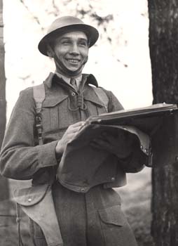 Lieutenant David Greyeyes, 1943. Credit: Department of National Defence.